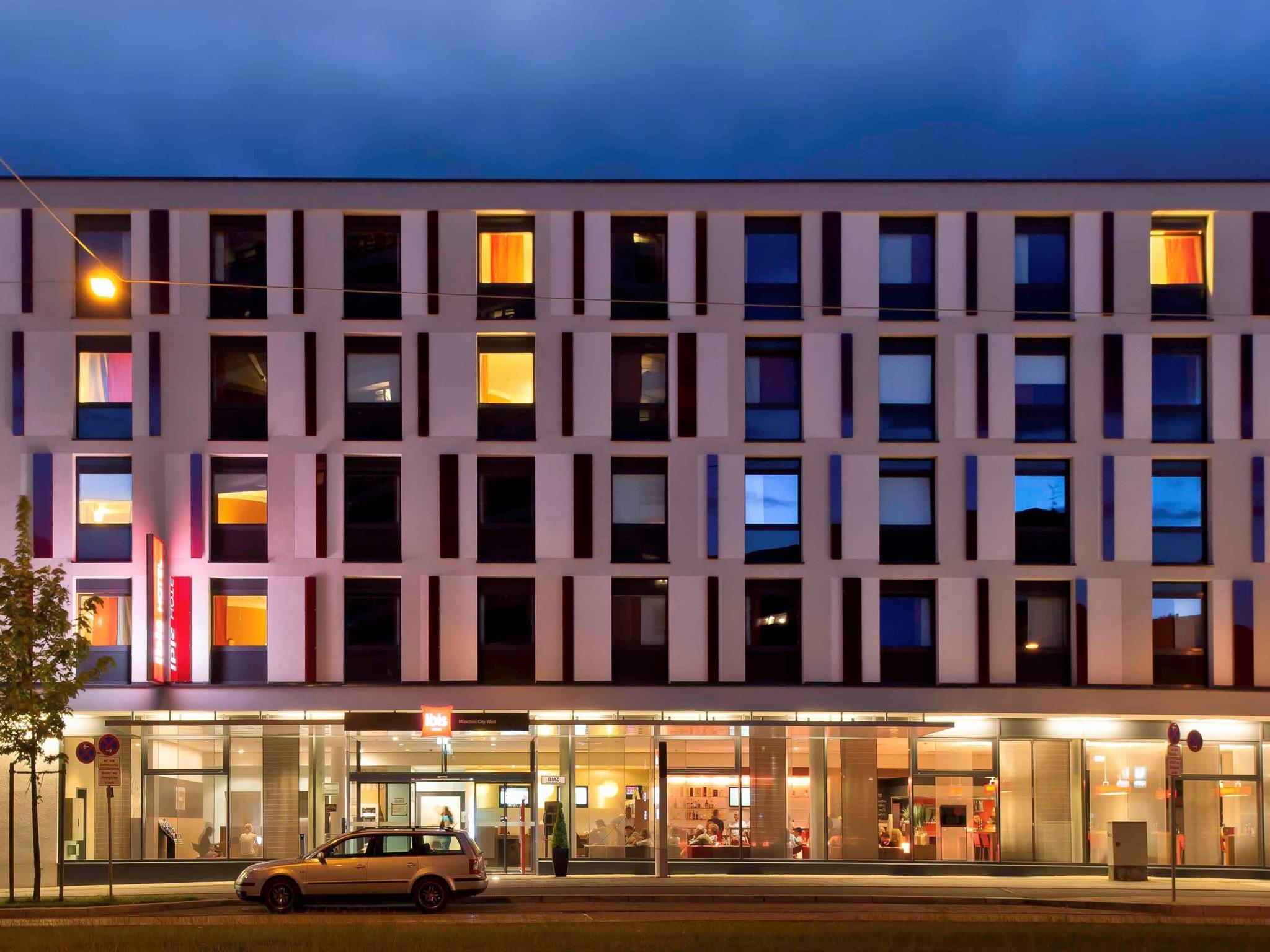 Ibis Hotel Muenchen City West Eksteriør billede